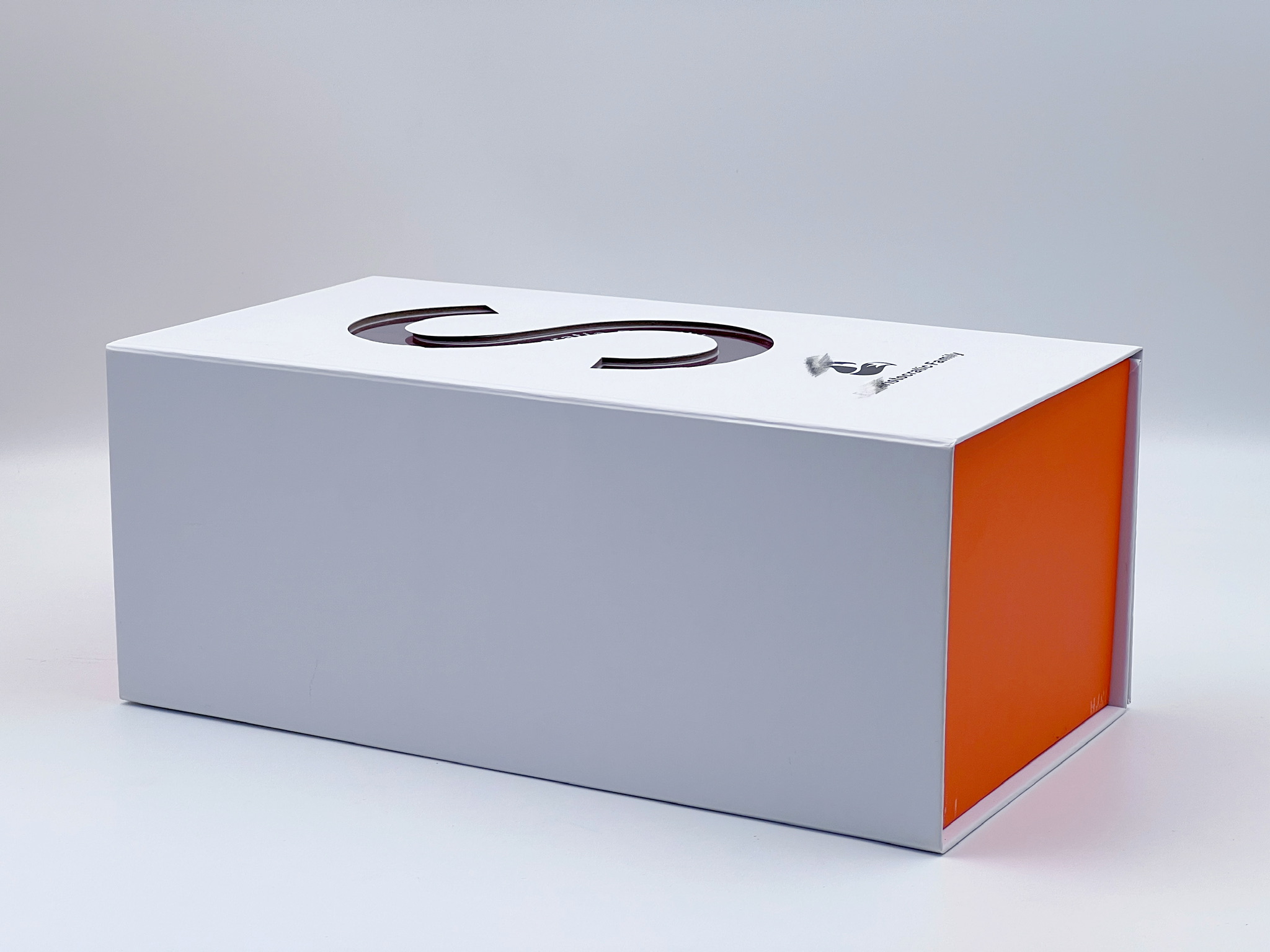 鞋类开窗折叠礼盒